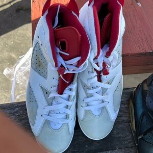 Nike retro Air Jordan number six red and black size 12 for men sneakers